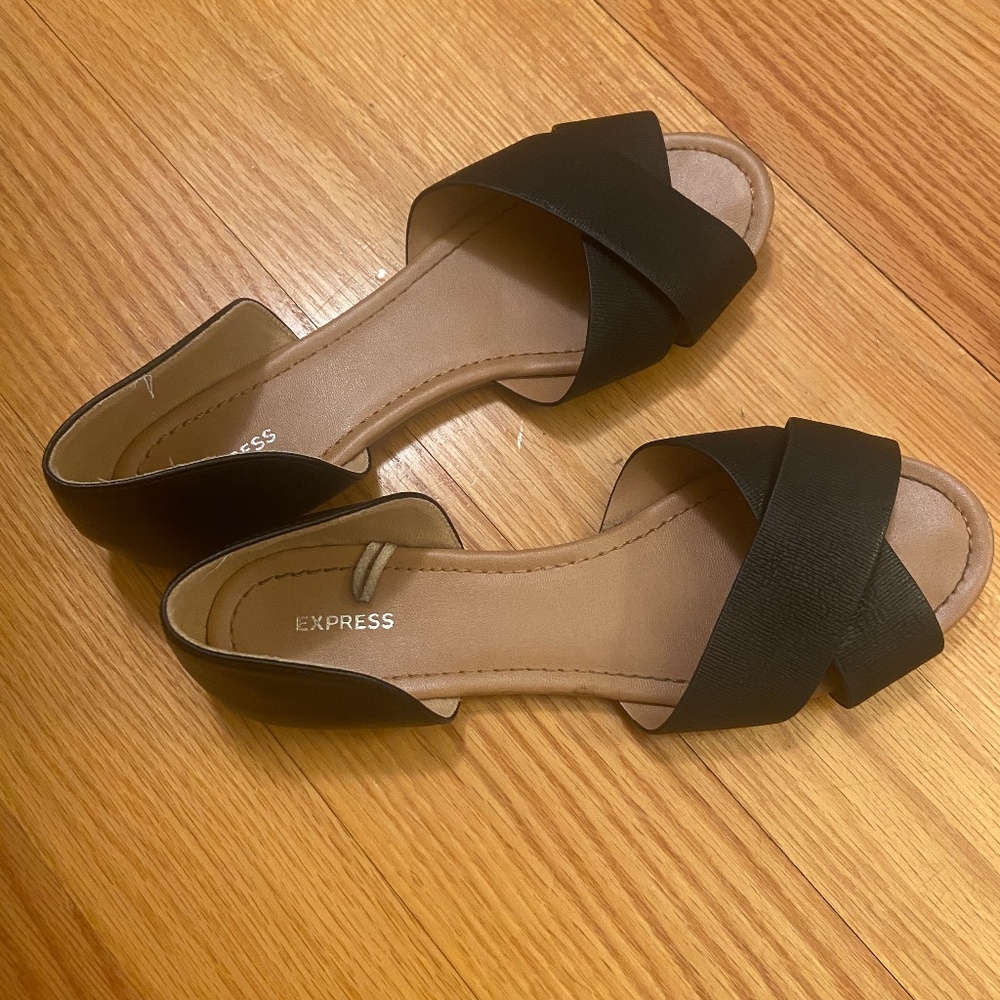 Express Sandals